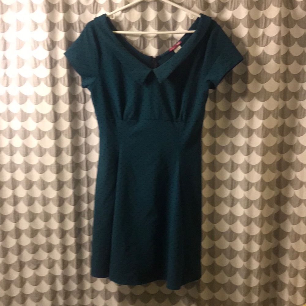 Modcloth Ixia Dress L